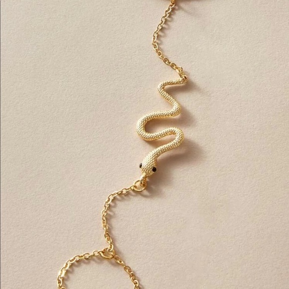 • Bridget • Snake Bracelet with Chain Ring - Picture 3 of 4